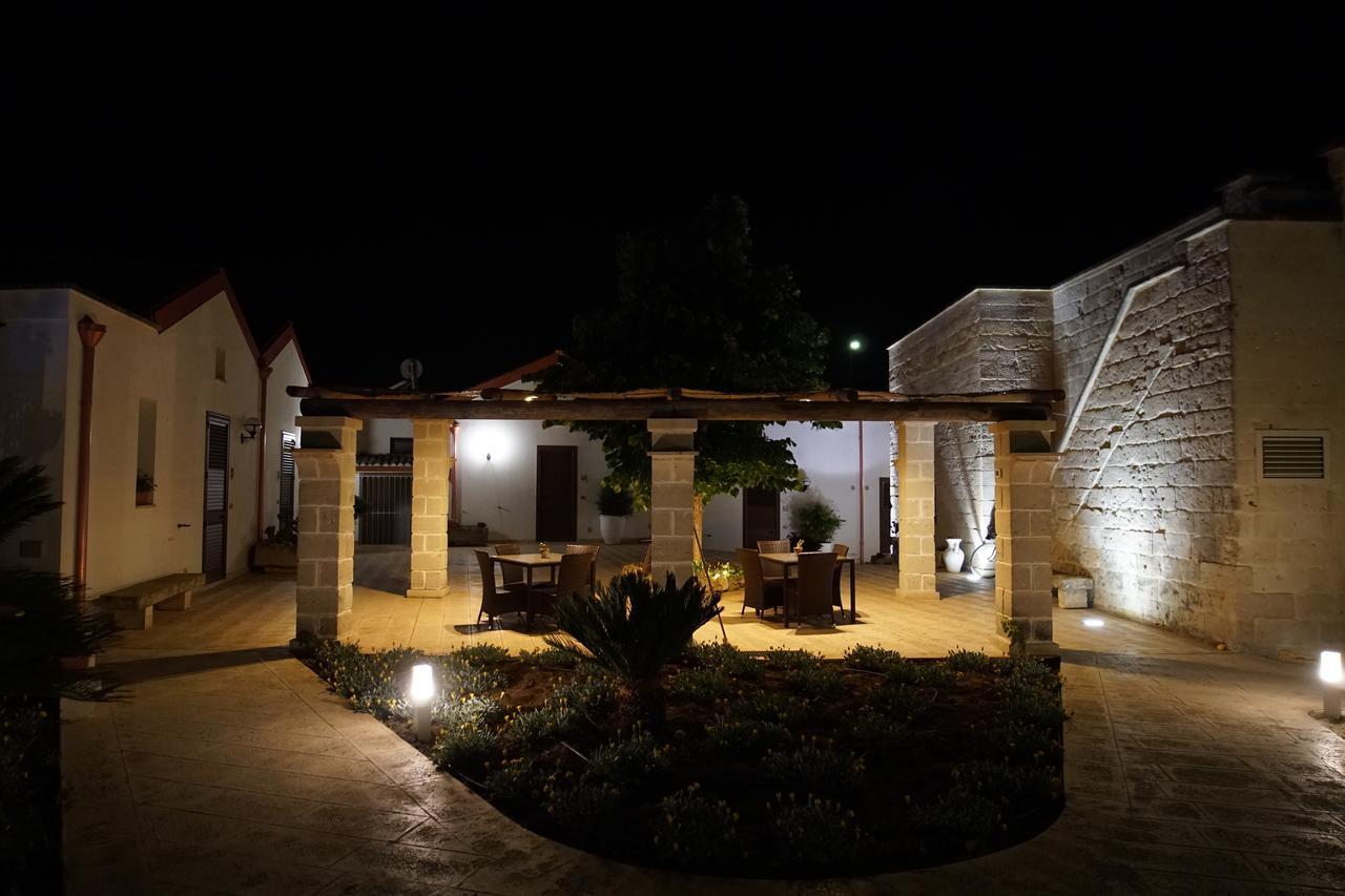 Il Giardino Del Tiglio Bed & Breakfast Uggiano La Chiesa Exterior photo